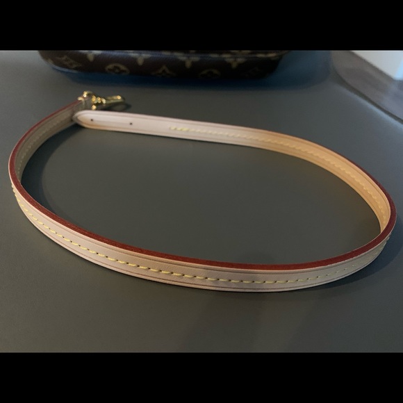 SOLD Louis Vuitton Pochette Accessories Monogram Canvas - Picture 12 of 15